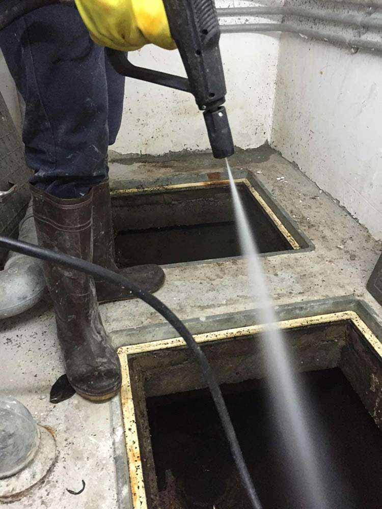 上海化粪池清洗价格（闵行-浦东-奉贤-杨浦-嘉定-松江-徐汇）